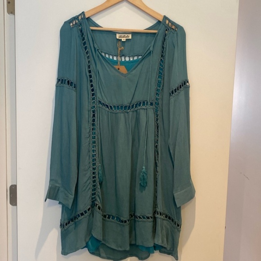 Teal Knee-length dress with POCKETS!